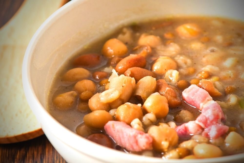 Tuscan Dish of the Month – Farro and Borlotti Bean Soup