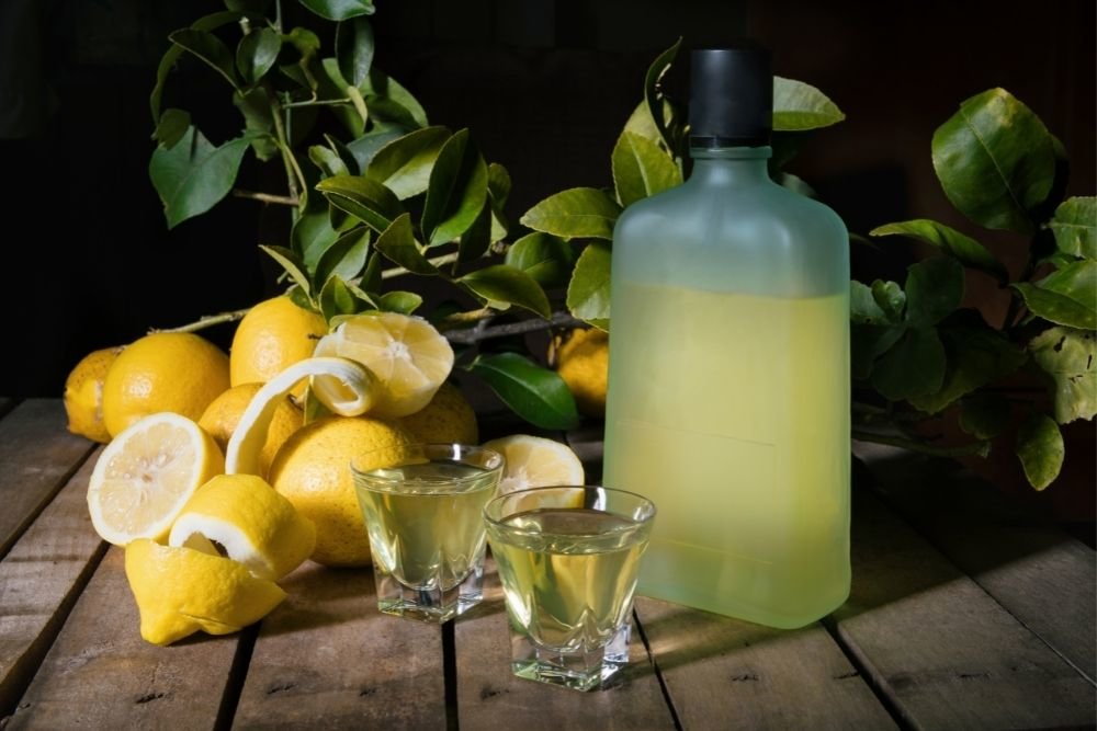 3 Delicious Cocktails to Try with Limoncello